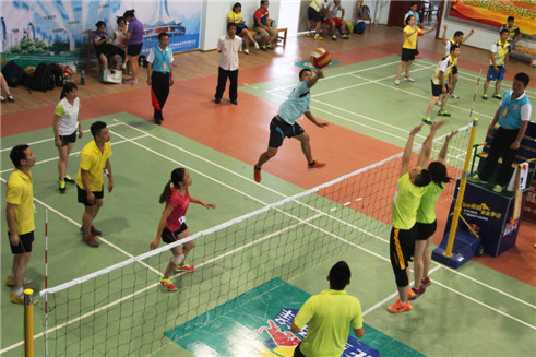 工會(huì)工作站掀起運(yùn)動(dòng)熱潮