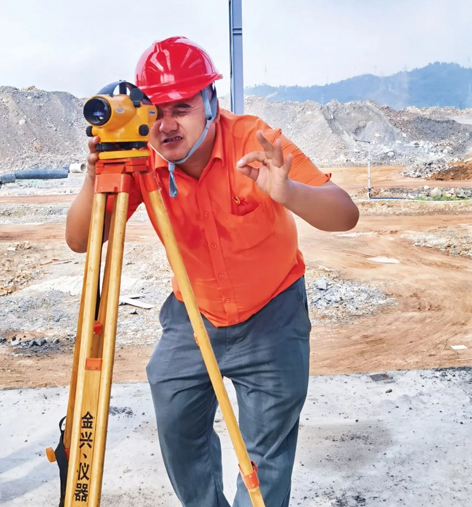 【勞動(dòng)創(chuàng)造幸福】2023年“梧州工匠”陳新華：開拓創(chuàng)新，勇于突破，為不銹鋼產(chǎn)業(yè)發(fā)展插上“隱形的翅膀”