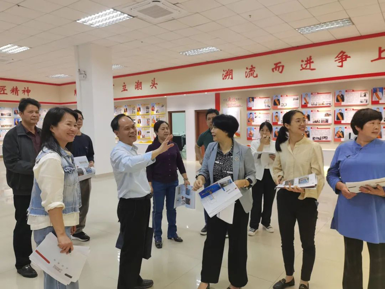 梧欽兩地工會召開六堡茶、坭興陶勞模工匠 聯(lián)盟創(chuàng)新成果展籌備交流會