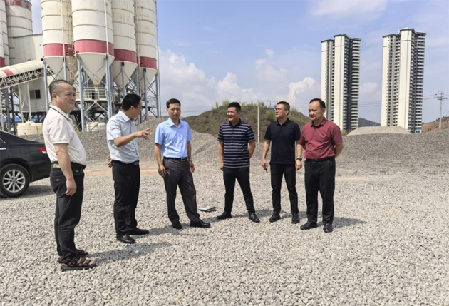 精準(zhǔn)把脈加快推進(jìn)│ 梧州市總工會(huì)赴藤縣、岑溪市指導(dǎo)縣級(jí)工人文化宮項(xiàng)目建設(shè)工作