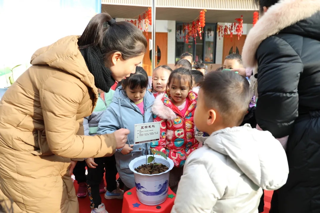 市婦幼保健院開展中醫(yī)藥文化進(jìn)校園活動(dòng)