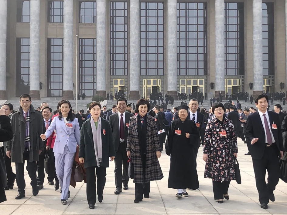 評(píng)職稱、漲工資……@技術(shù)工人，代表委員正在為你發(fā)聲！