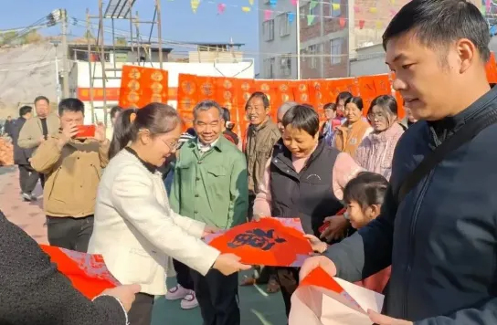 我市各級(jí)工會(huì)開(kāi)展“喜迎新春”職工文體活動(dòng)