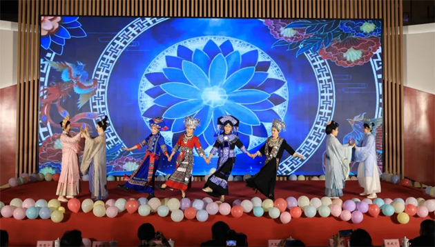 “三八”國(guó)際婦女節(jié)期間，我市各級(jí)工會(huì)舉辦系列慶?；顒?dòng)